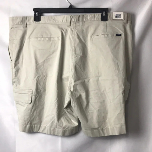 NWT ROWM MEN SZ 46 KHACKI CARGO SHORTS  9” INSEAM - Picture 11 of 12